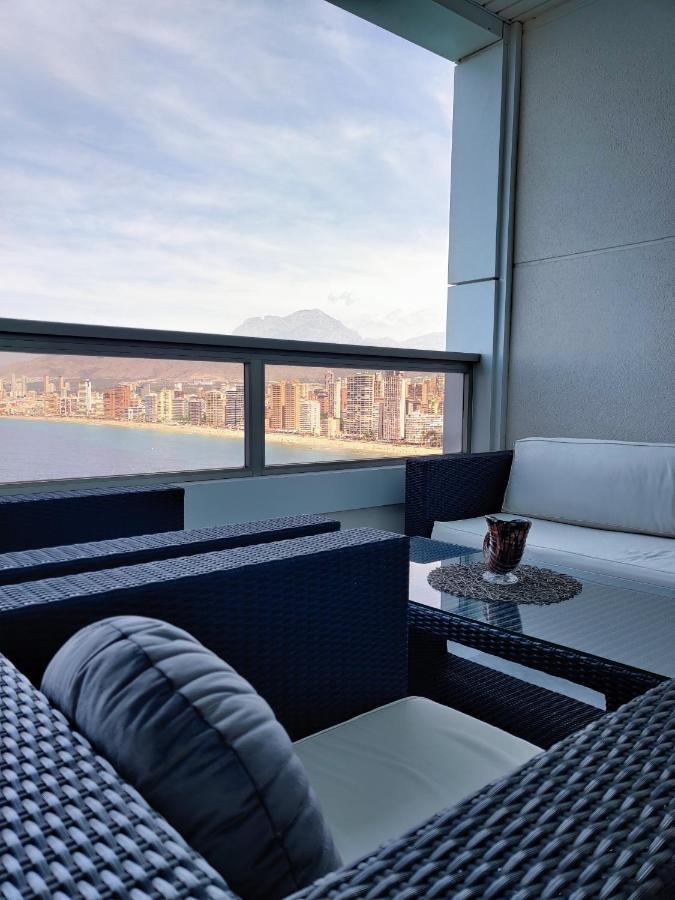 Gemelos Levante Beach Apartments Benidorm Bagian luar foto
