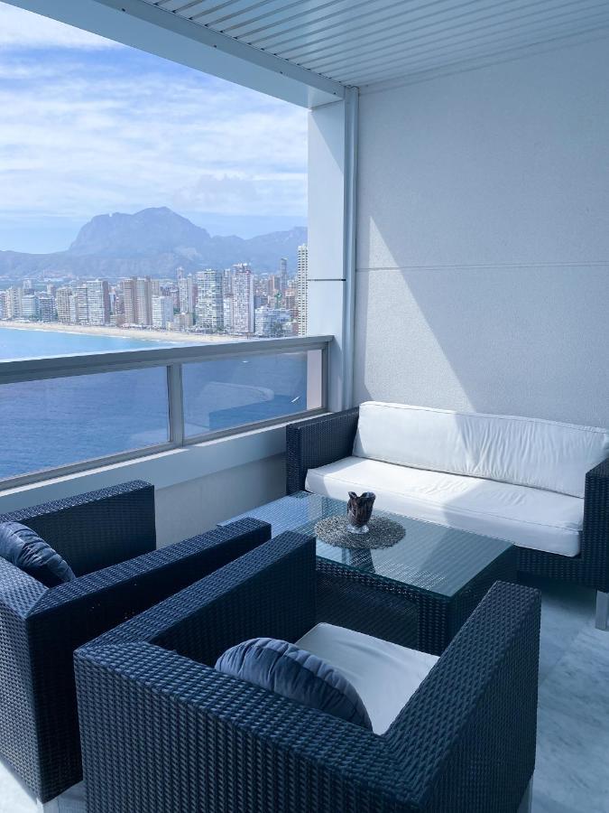 Gemelos Levante Beach Apartments Benidorm Bagian luar foto