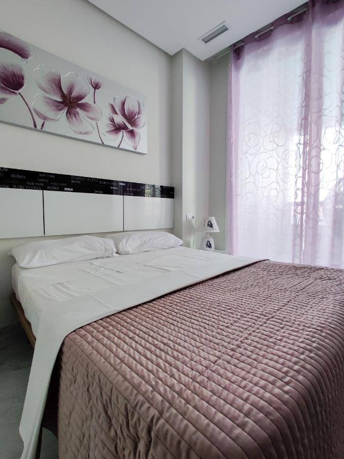 Gemelos Levante Beach Apartments Benidorm Bagian luar foto
