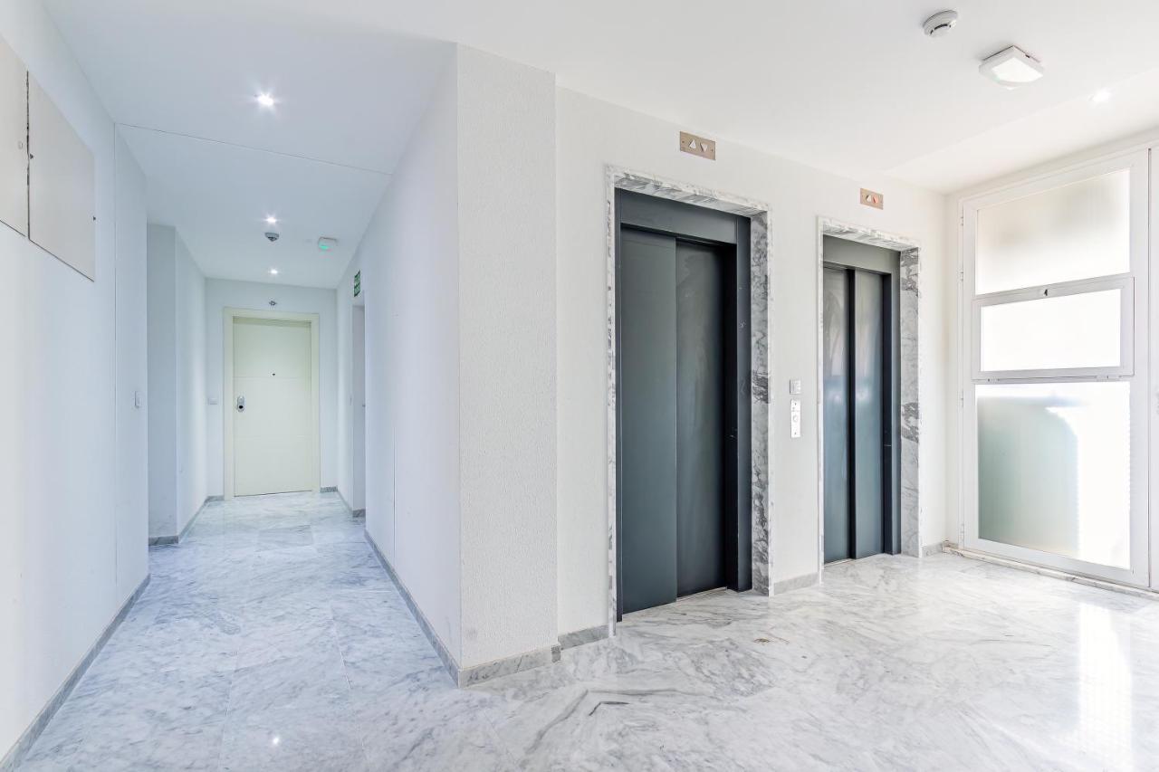 Gemelos Levante Beach Apartments Benidorm Bagian luar foto